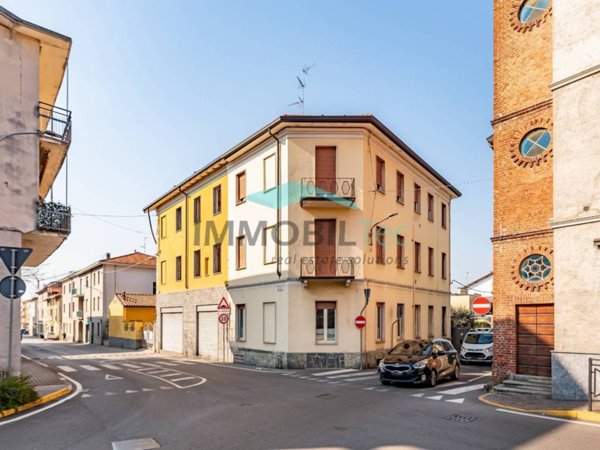 appartamento in vendita a Cogliate