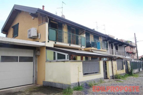 appartamento in vendita a Cogliate