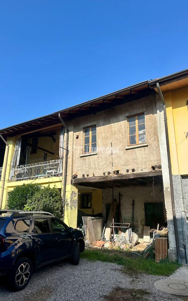 appartamento in vendita a Cogliate