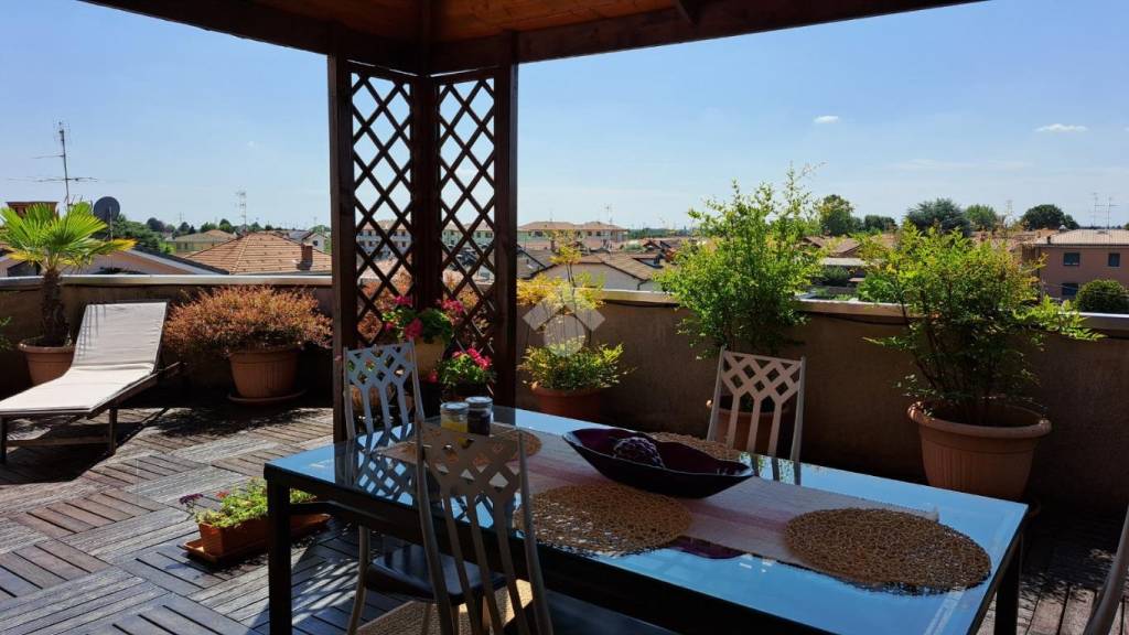 appartamento in vendita a Cogliate in zona San Damiano