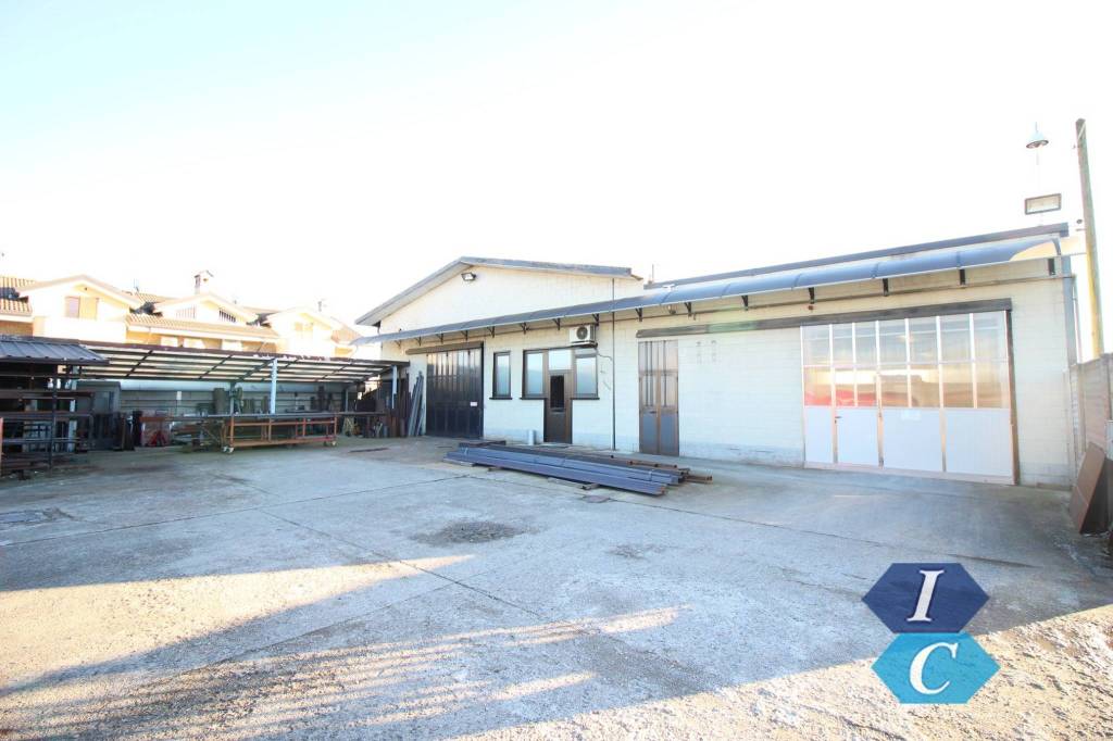appartamento in vendita a Cogliate