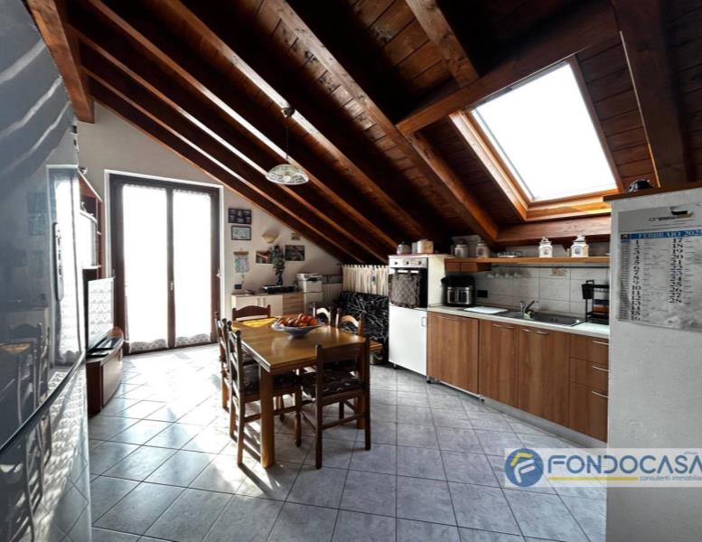 appartamento in vendita a Cogliate