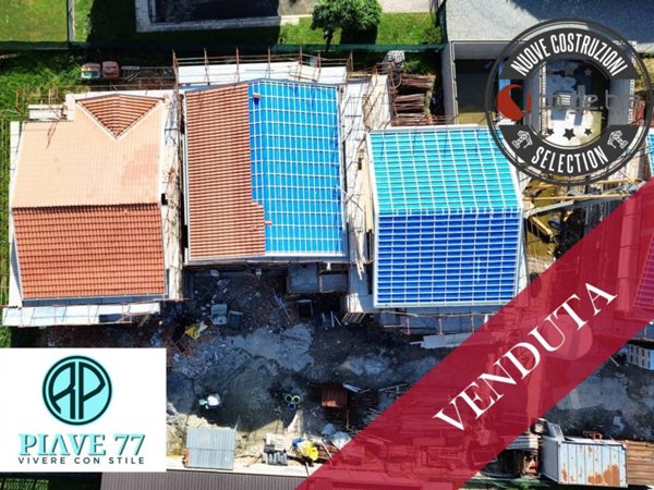 casa indipendente in vendita a Cogliate