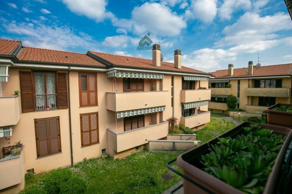 appartamento in vendita a Cogliate