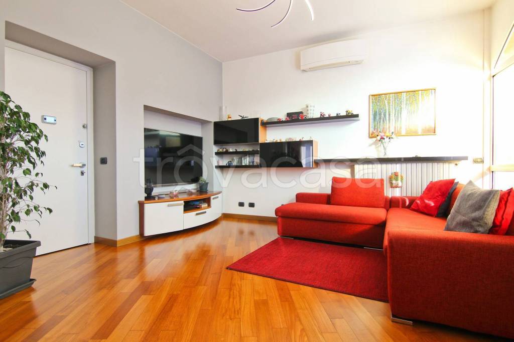 appartamento in vendita a Cogliate