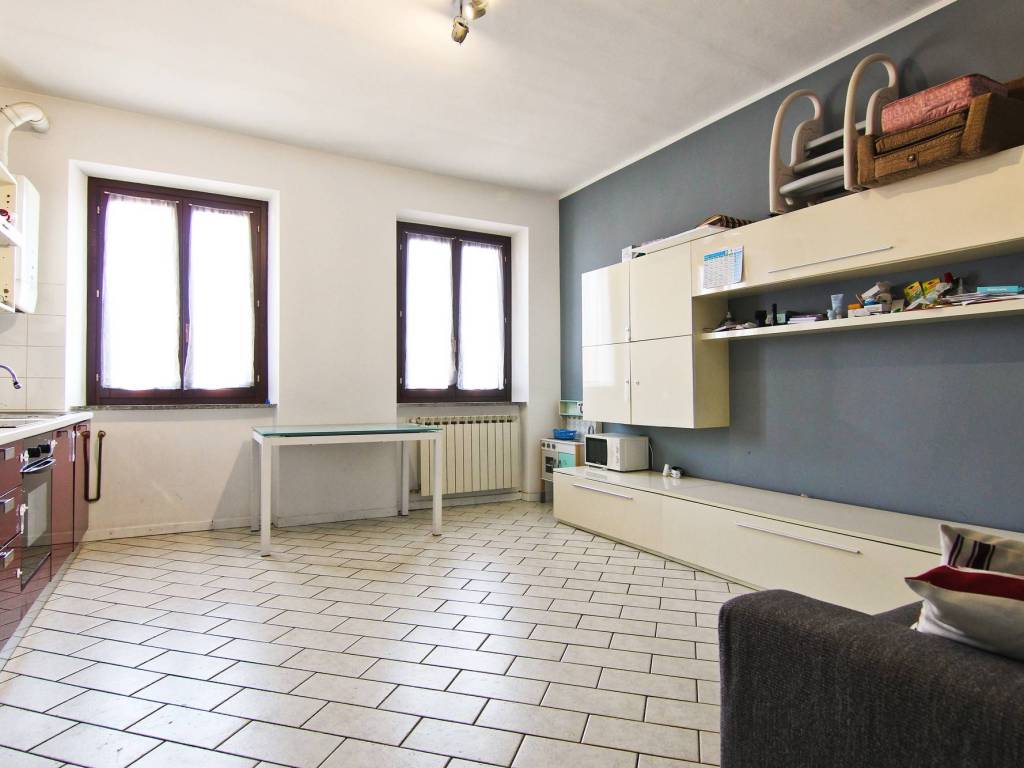 appartamento in vendita a Cogliate