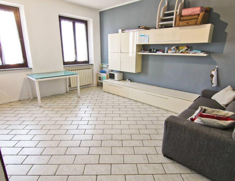 appartamento in vendita a Cogliate