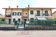 casa indipendente in vendita a Cogliate