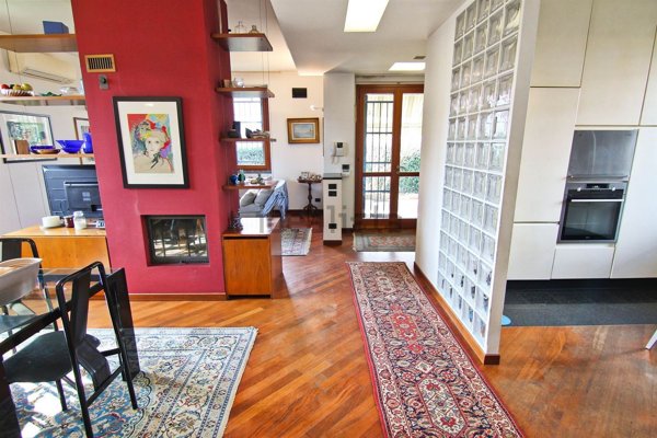 casa indipendente in vendita a Cogliate