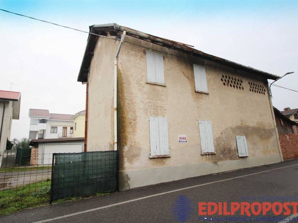 casa indipendente in vendita a Cogliate
