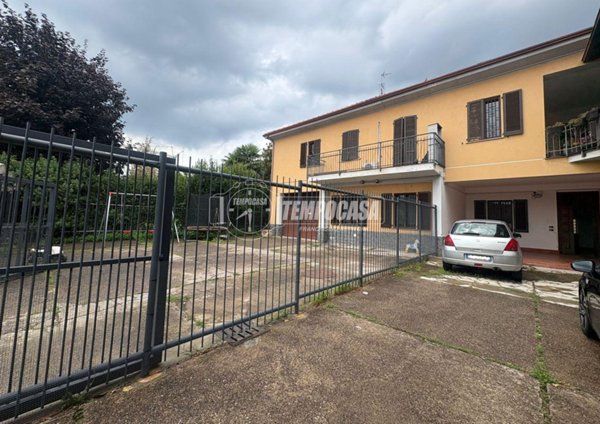 appartamento in vendita a Cogliate