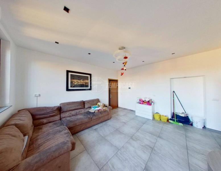 appartamento in vendita a Cogliate