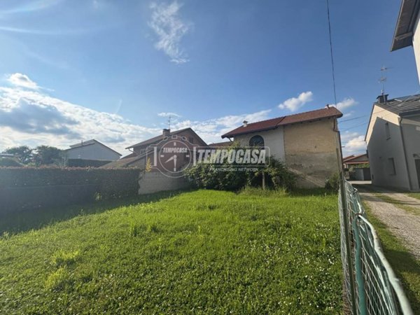 appartamento in vendita a Cogliate