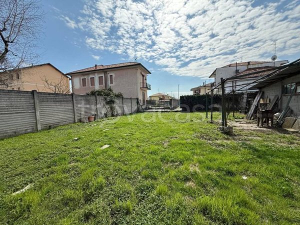 terreno agricolo in vendita a Cogliate