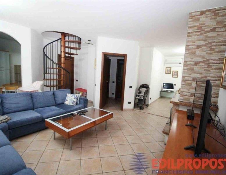appartamento in vendita a Cogliate