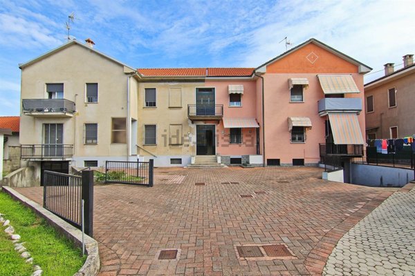 appartamento in vendita a Cogliate