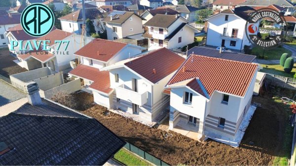 casa indipendente in vendita a Cogliate