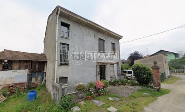 casa indipendente in vendita a Cogliate