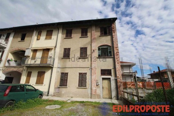 appartamento in vendita a Cogliate