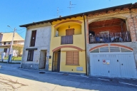 casa indipendente in vendita a Cogliate