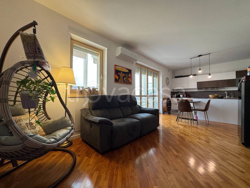 appartamento in vendita a Cogliate