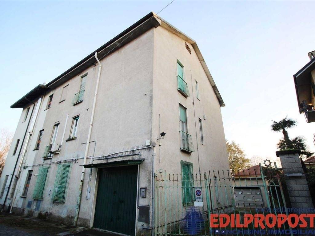 appartamento in vendita a Cogliate