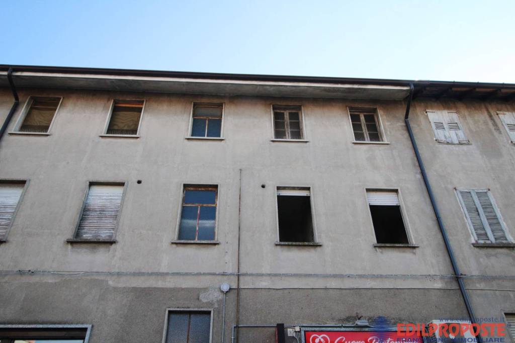 appartamento in vendita a Cogliate in zona Cascina Nuova