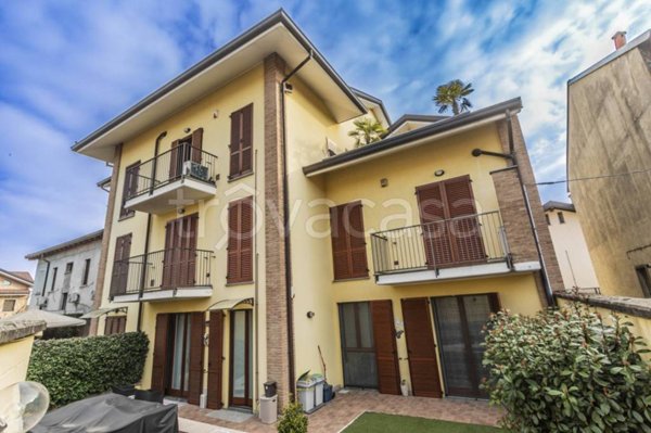 appartamento in vendita a Cogliate