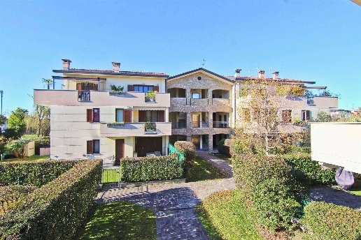 appartamento in vendita a Cogliate