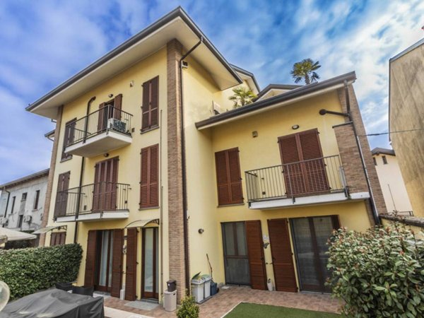 appartamento in vendita a Cogliate