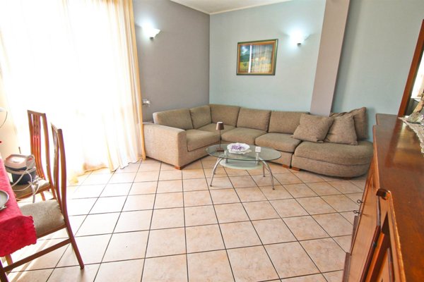 appartamento in vendita a Cogliate