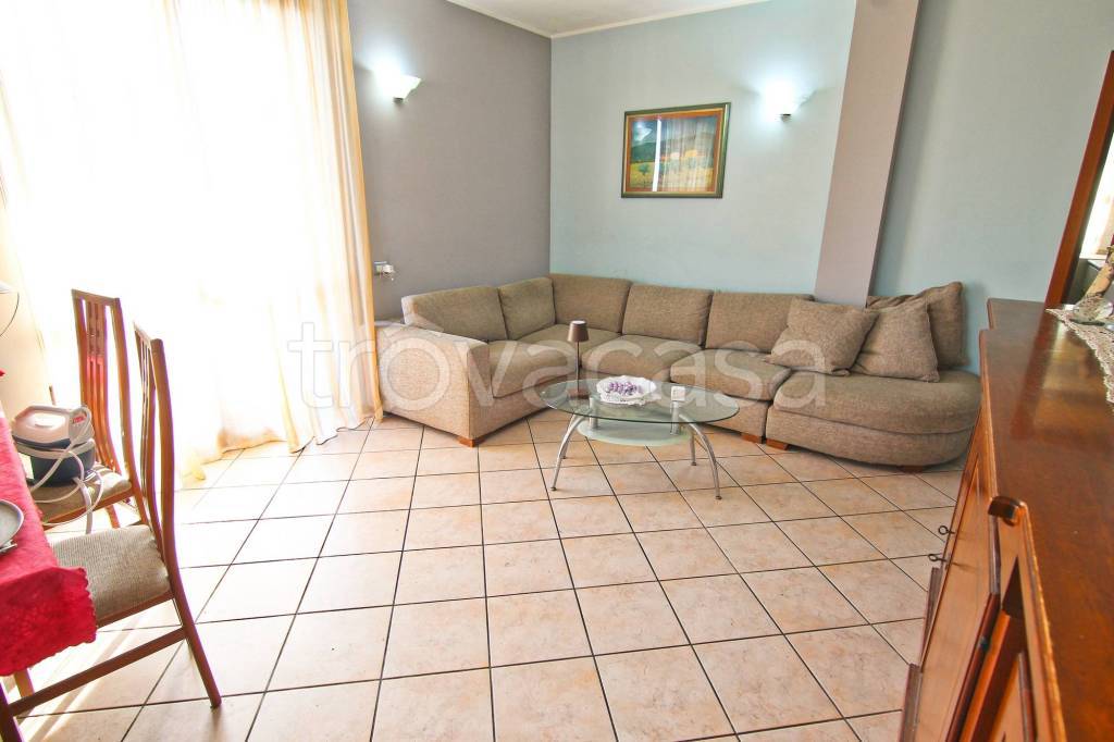 appartamento in vendita a Cogliate