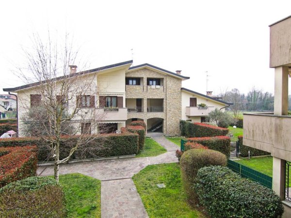 appartamento in vendita a Cogliate