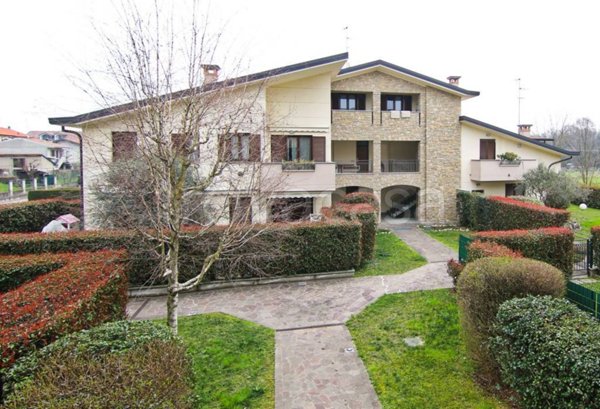 appartamento in vendita a Cogliate