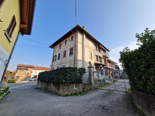 appartamento in vendita a Cogliate in zona Cascina Nuova
