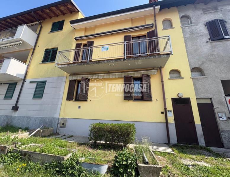 casa indipendente in vendita a Cogliate in zona Cascina Nuova