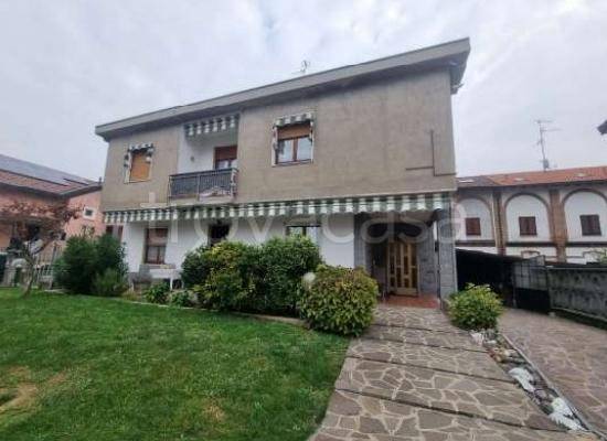 appartamento in vendita a Cogliate