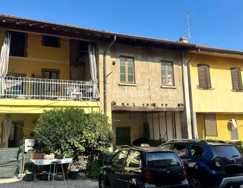 casa indipendente in vendita a Cogliate