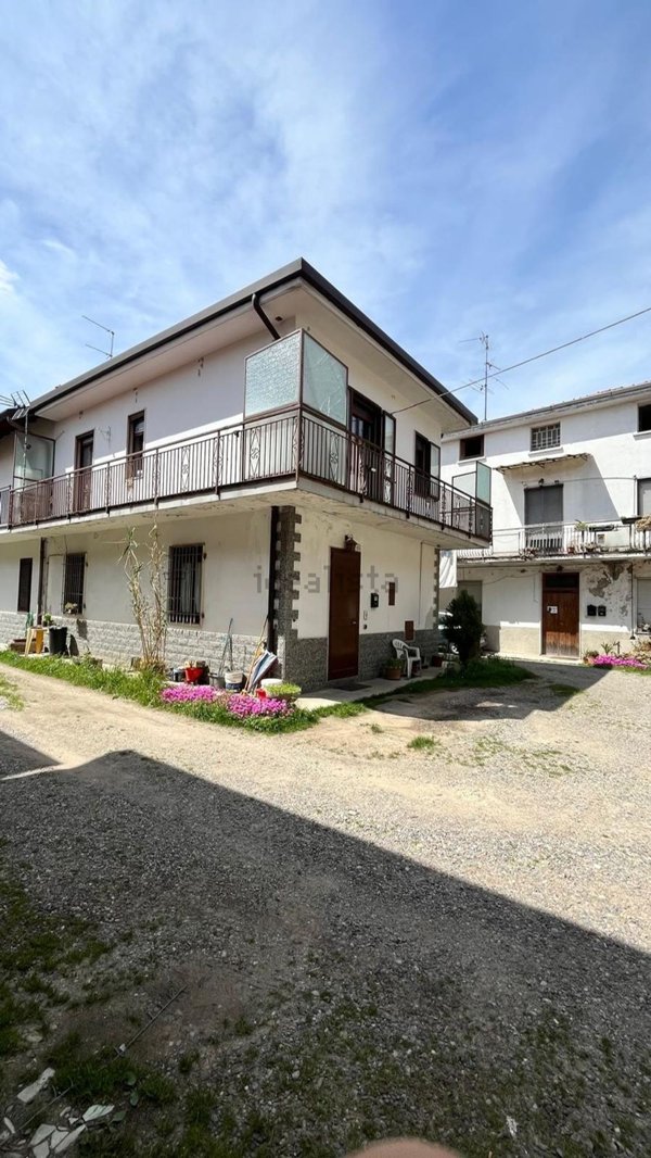 appartamento in vendita a Cogliate