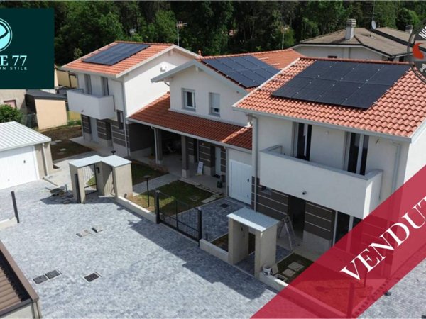 casa indipendente in vendita a Cogliate in zona Cascina Nuova