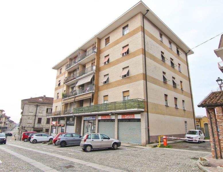 appartamento in vendita a Cogliate in zona Cascina Nuova