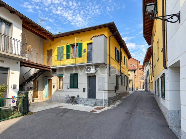 appartamento in vendita a Cogliate in zona Cascina Nuova
