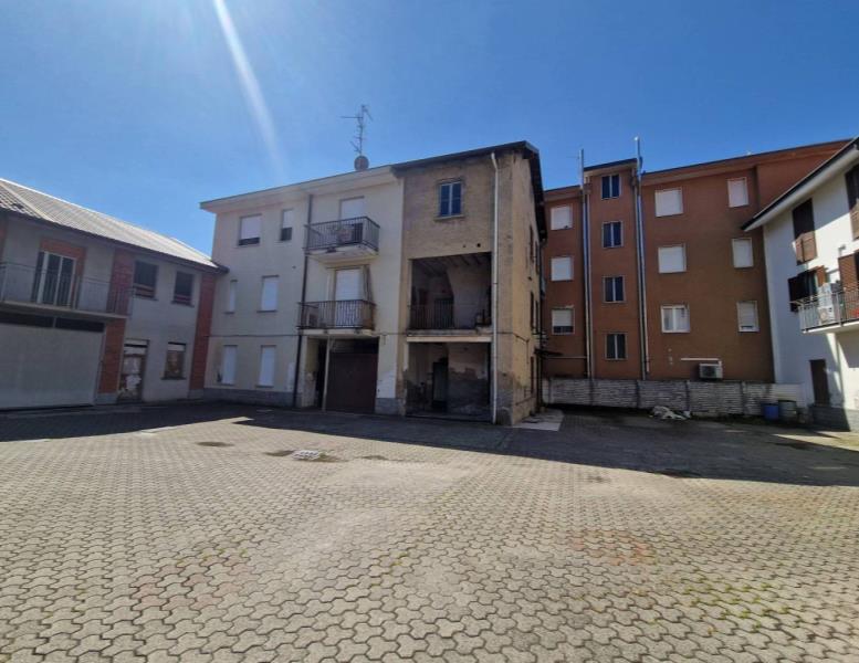 casa indipendente in vendita a Cogliate in zona Cascina Nuova