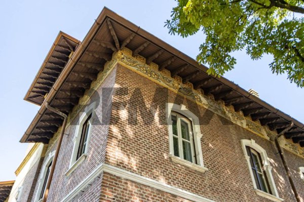 casa indipendente in vendita a Cogliate