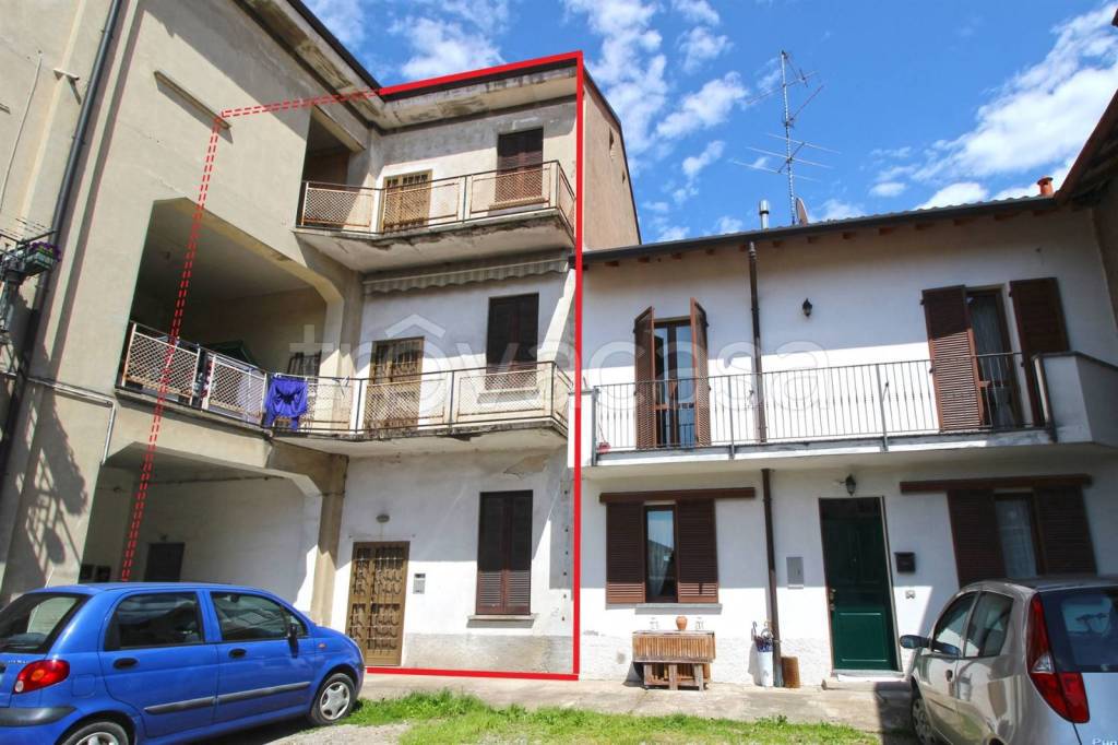 appartamento in vendita a Cogliate in zona Cascina Nuova
