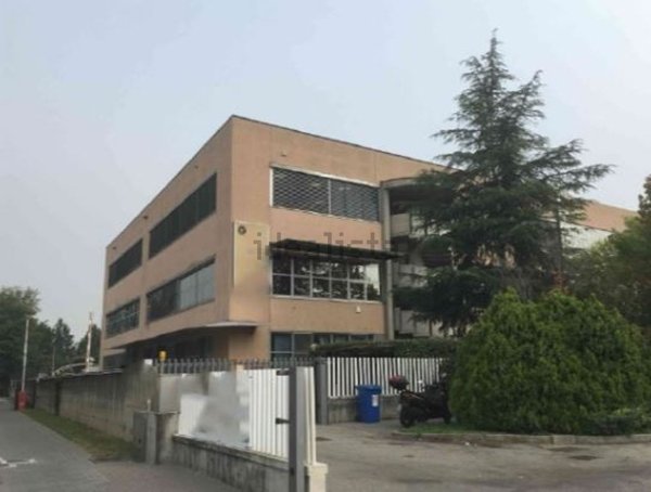 capannone in vendita a Concorezzo