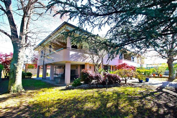 casa indipendente in vendita a Concorezzo