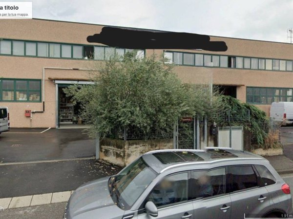 locale commerciale in vendita a Concorezzo