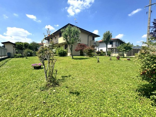 casa indipendente in vendita a Concorezzo