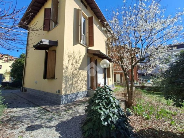 casa indipendente in vendita a Concorezzo